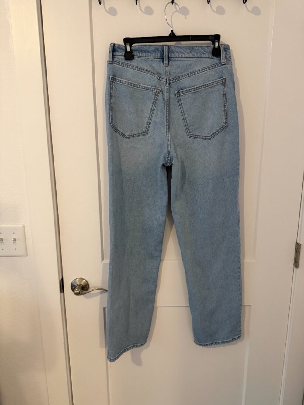 Universal Thread Jeans - Picture 4 of 4
